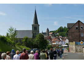 Bittprozession an Pfingstmontag (Foto: Karl-Franz Thiede)